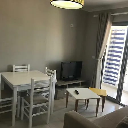 Vacation Apartament Τίρανα